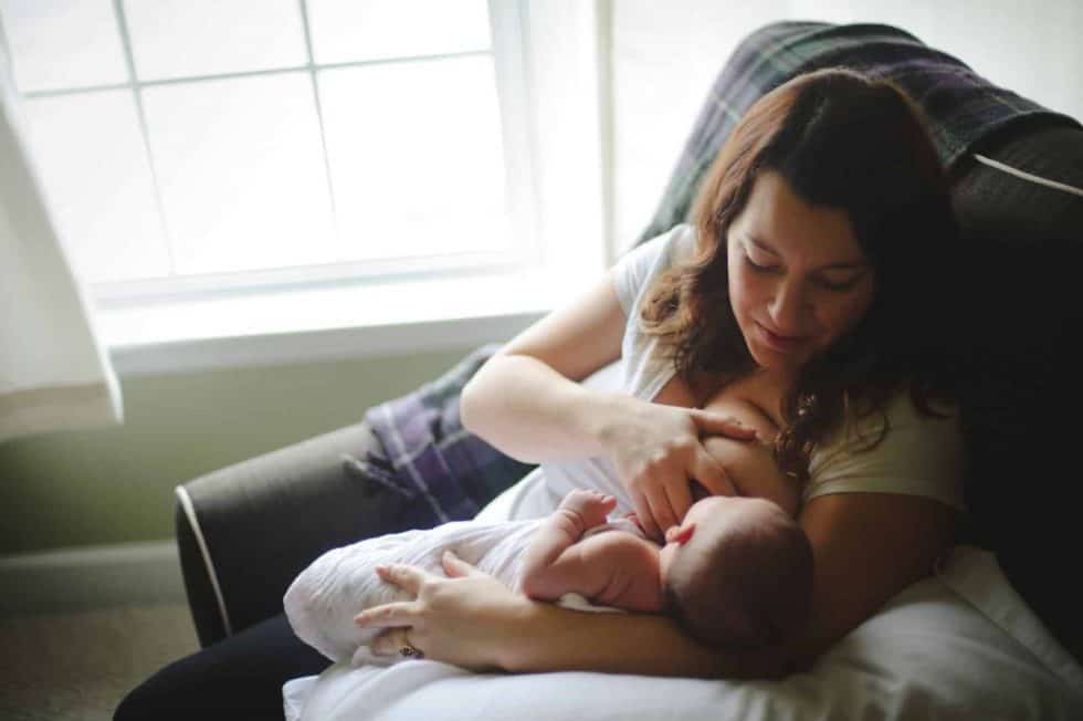 8 Best Skincare Products for Breastfeeding Moms